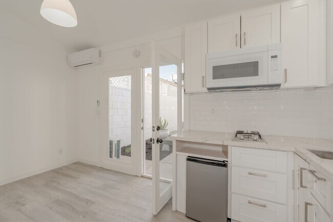 Building Photo - 4410 Park Blvd
