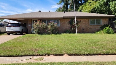 Building Photo - 4108 Parkway Dr