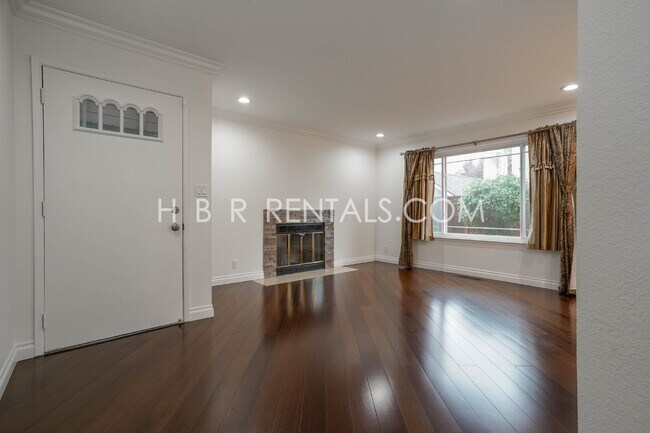 Foto del edificio - Single Story Charming 3-Bedroom Pleasanton Home Now MOVE IN Ready!
