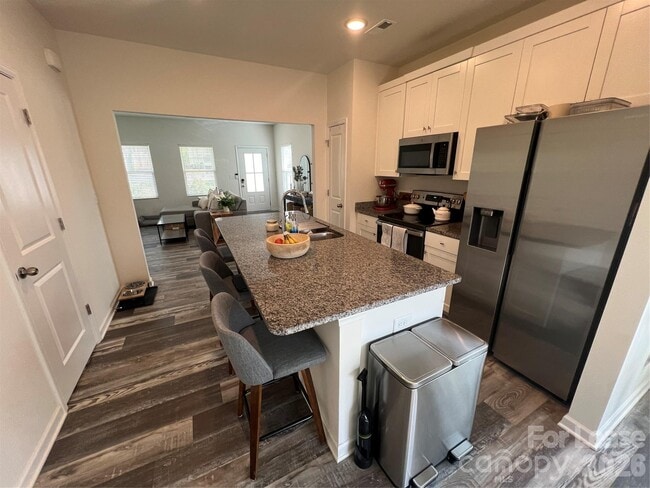 Building Photo - 19505 Meridian St