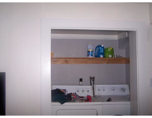 Building Photo - 25 Elm St