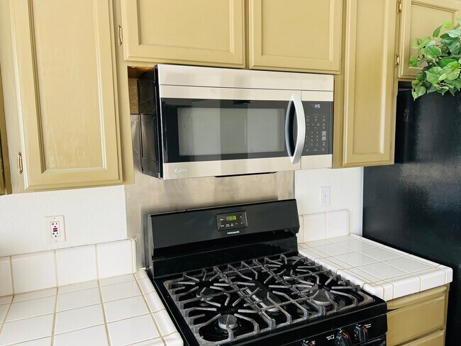 Foto del edificio - 575 W Cinnamon Ave