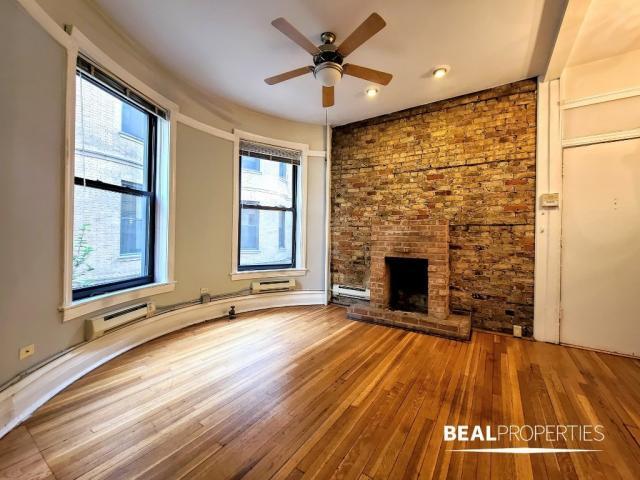 Primary Photo - 2 bedroom in CHICAGO IL 60610