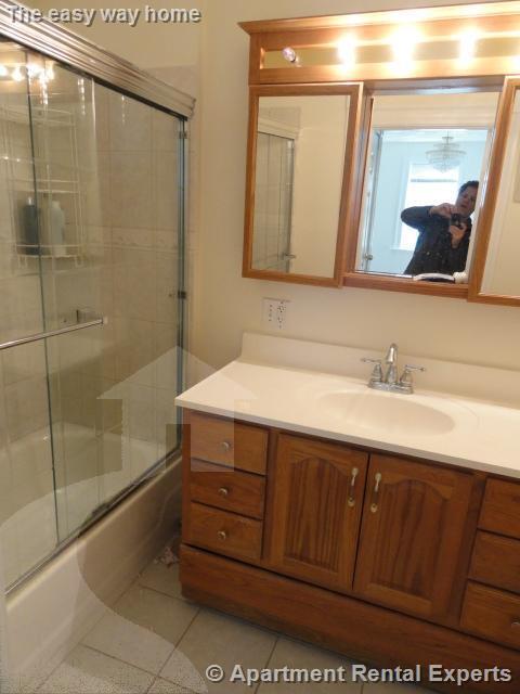 Building Photo - 6 Lincoln Ave