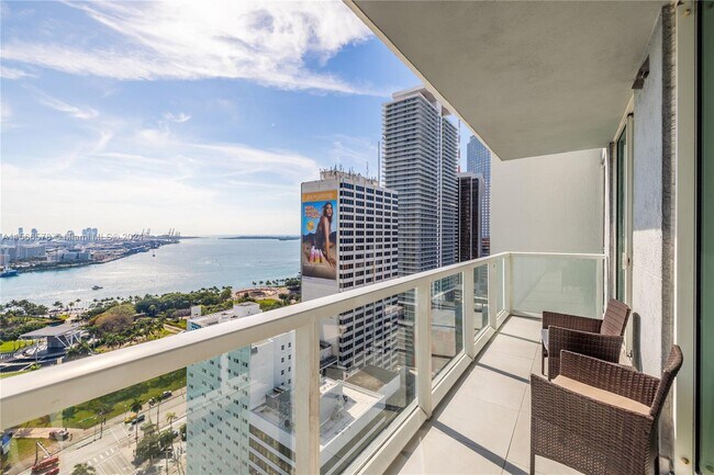 Foto del edificio - 253 NE 2nd St