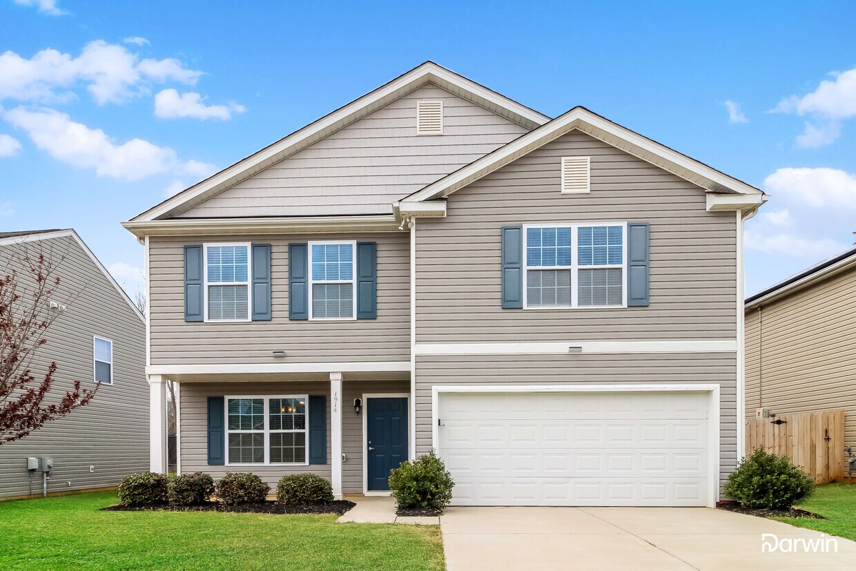 Foto principal - 1914 Northrop Drive, Whitsett, NC 27377