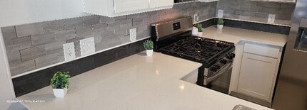 Building Photo - 17921 Valle Cupa Ln