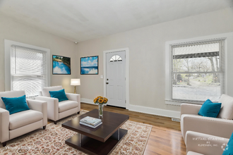 Building Photo - 1145 N Belleview Pl