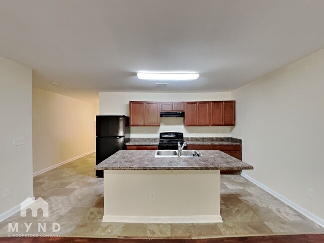 Building Photo - 168 Alton Cir