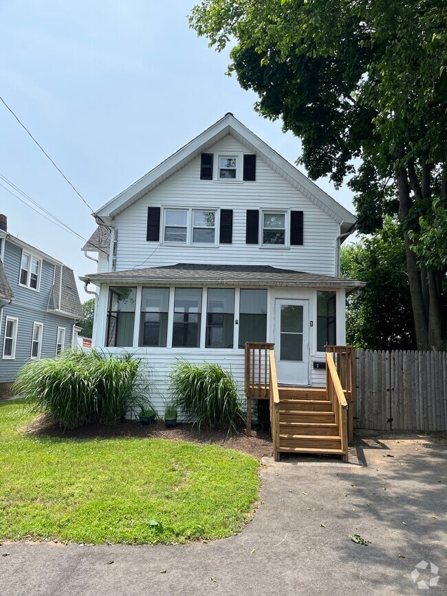 Building Photo - 7 Southard Ct