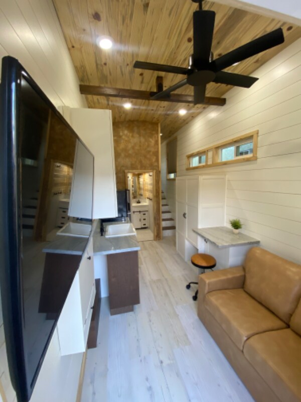 Foto principal - 498 Nicolas Rd