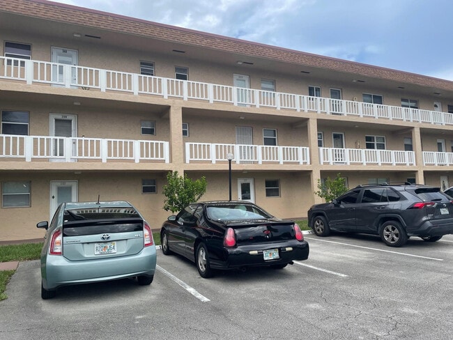 Building Photo - 608 SW Natura Blvd