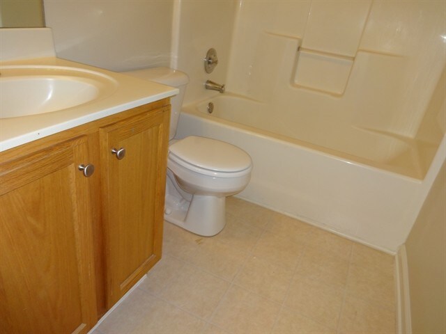 Building Photo - 821 Beranda Cir