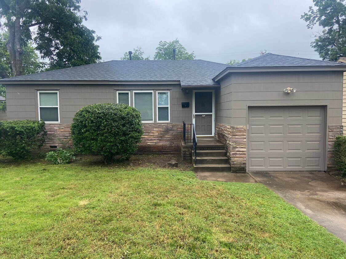 Building Photo - 3844 South Detroit Avenue