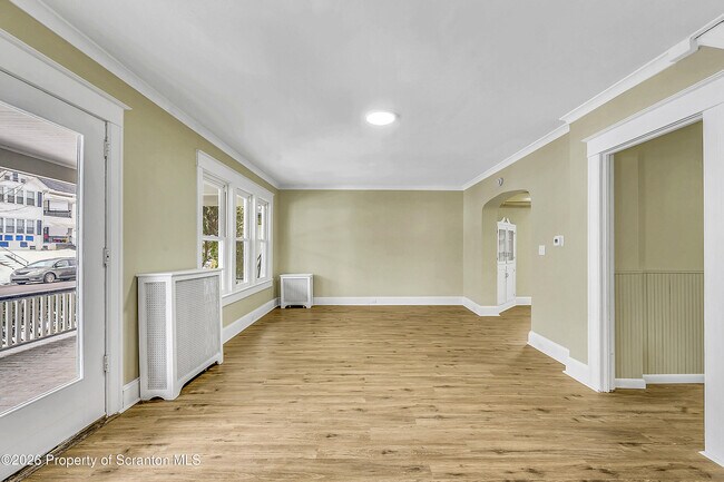 Building Photo - 529 Wheeler Ave