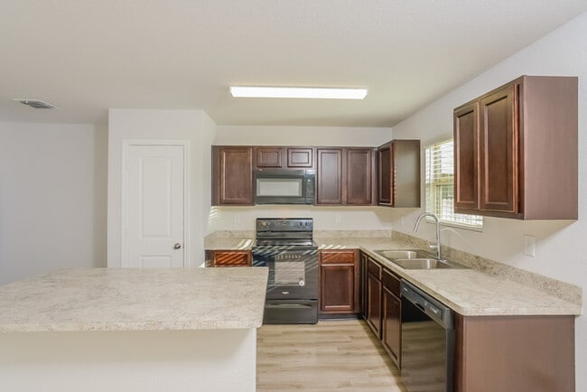 Building Photo - 5214 Blue Ranch