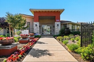 Building Photo - Quinn Crossing Apartments