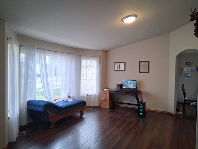 Foto del edificio - 805 E Singing Hills Dr