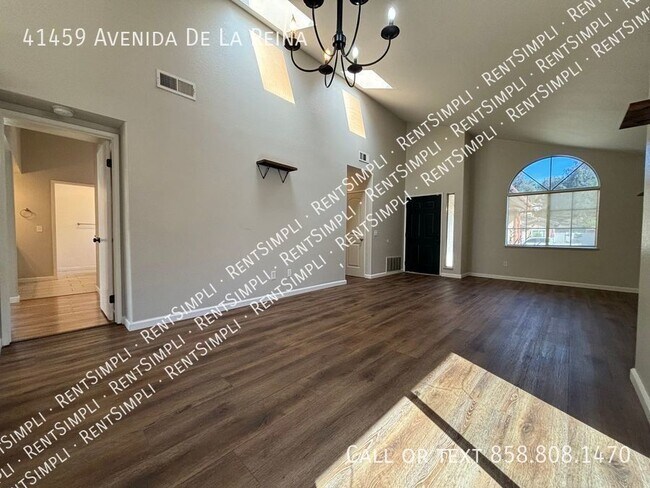Foto del edificio - Beautiful 2 BR 2 BA Home for Lease