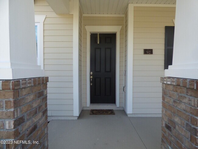 Foto del edificio - 92 Archwood Dr