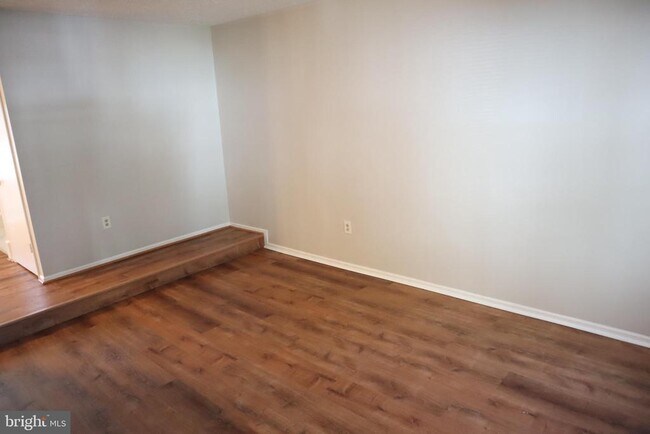 Foto del edificio - 3030 Ohara Pl