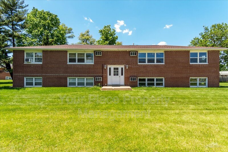 907 US34 Unit Apt A, Plano, IL 60545 Condo for Rent in Plano, IL