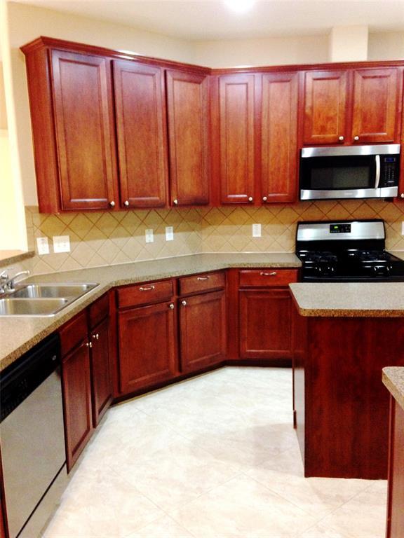 Foto del edificio - 26926 Kingston Glen Ln