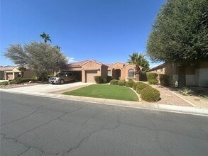 Building Photo - 42251 Cascata St