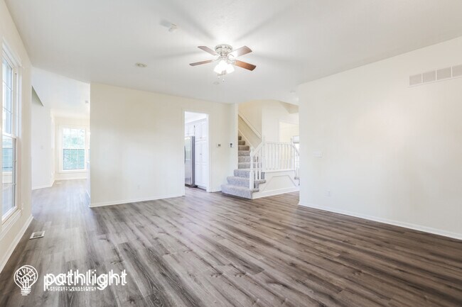 Building Photo - 413 Highcliffe Dr