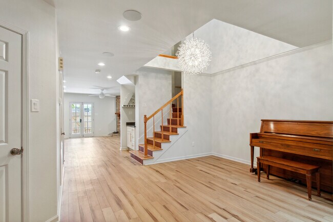 Foto del edificio - 4502 Park Dr N