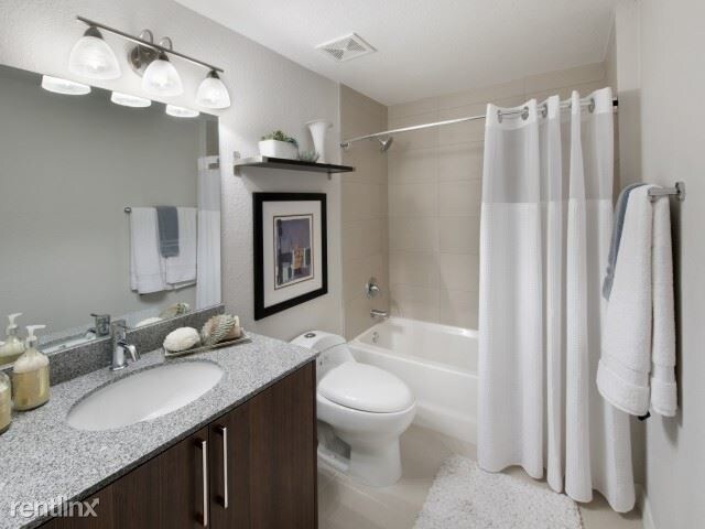 Foto del edificio - 2 br, 2 bath  - 6576 SW 22nd St