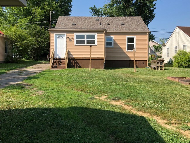 Building Photo - 308 McGinley St