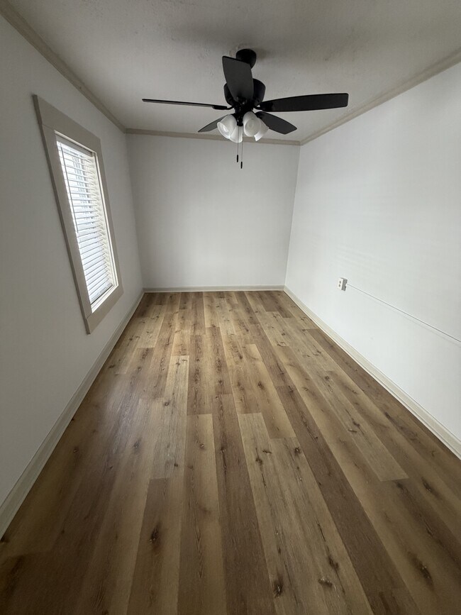 Foto del edificio - 1402 Worth St SW