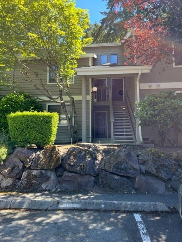 Foto principal - 2 Bd / 1 Ba Kirkland Condo