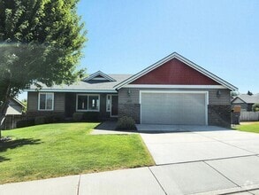 Building Photo - 1388 Cowiche Ct