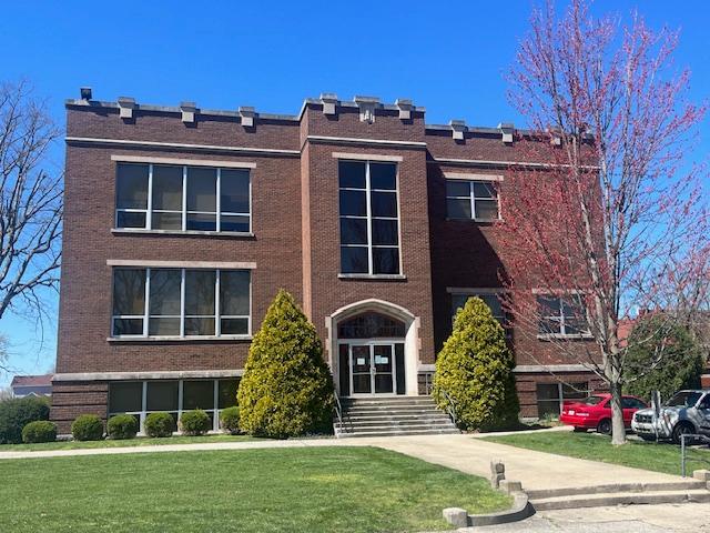 Building Photo - 316 W Walnut St