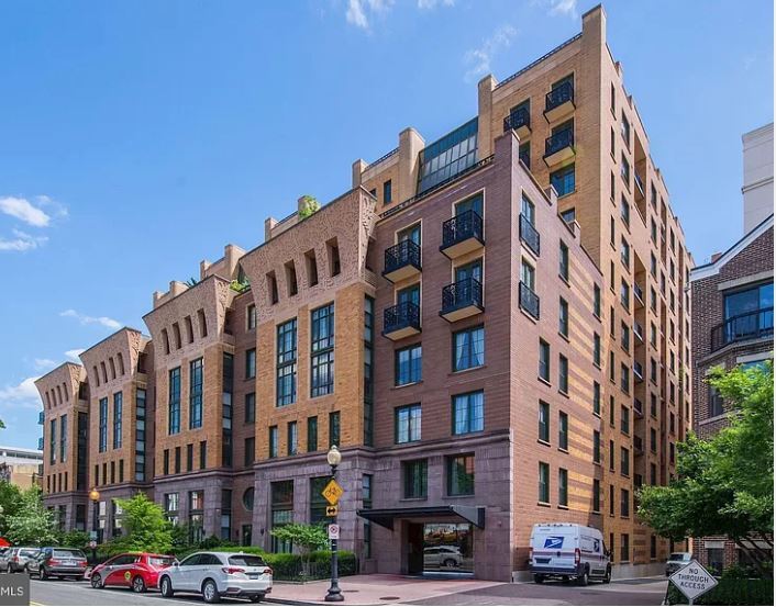 Foto principal - 910 M St NW