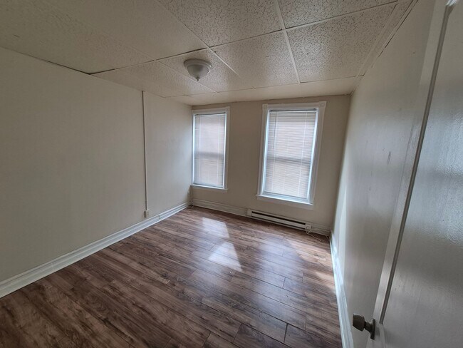 Foto del edificio - 915 Tilghman St