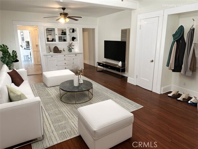 Foto del edificio - 937 W 10th St