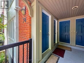 Building Photo - 74 Munro St