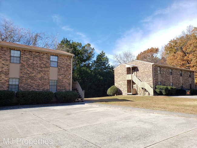 Building Photo - 12332 Chicamauga Trail SE