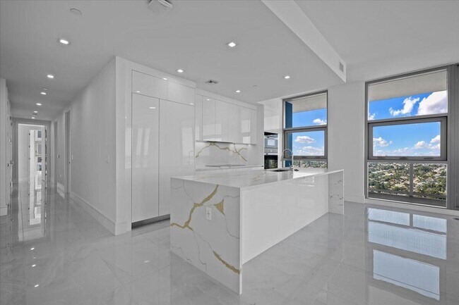 Foto del edificio - 220 Lake Shore Dr