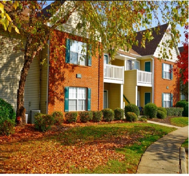 Deerfield Crossing Apartments in Mebane, NC