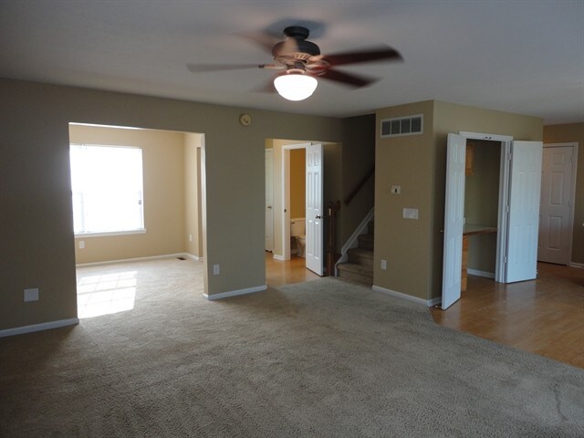 Building Photo - 13927 Harrison Parkway