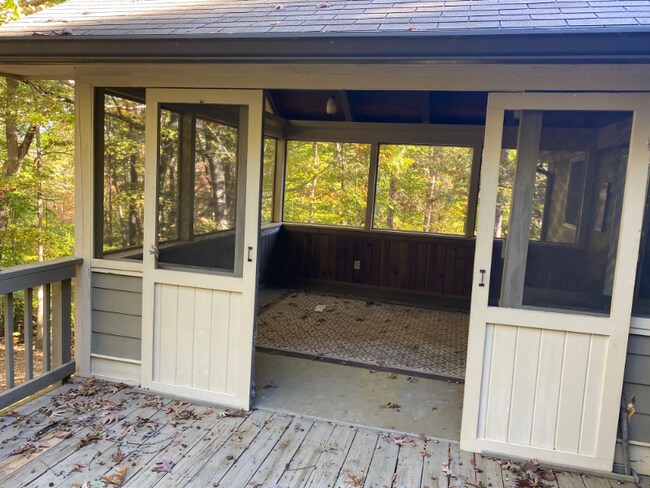 Foto del edificio - 4331 Whiteleaf Way