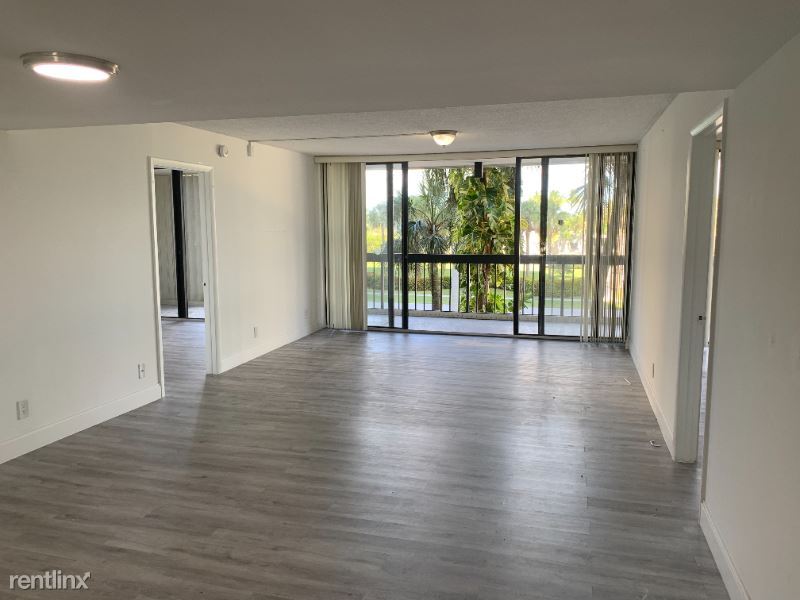 2425 Presidential Way, West Palm Beach, FL 33401 Condo for Rent in West Palm Beach, FL