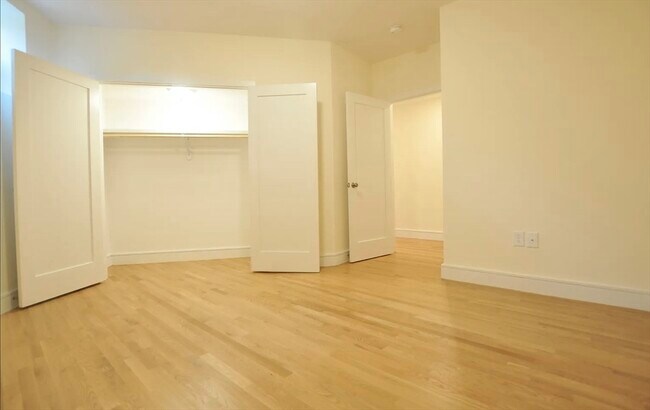 Building Photo - 46 Ridgemont St