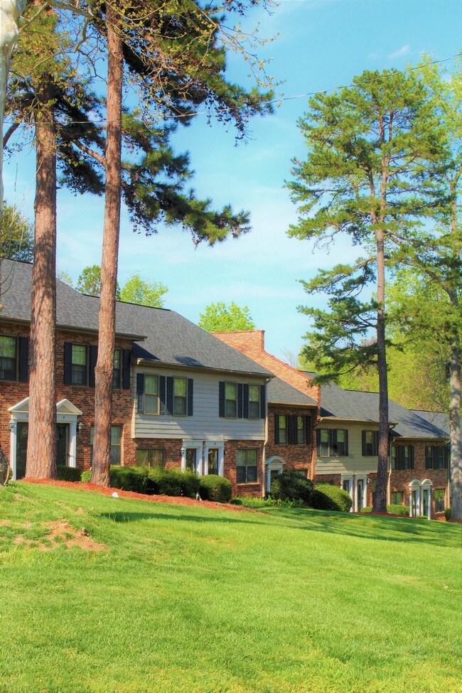 Carriage House Apartments Gastonia, NC