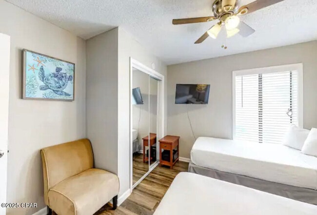 Foto del edificio - 6024 Beach Dr