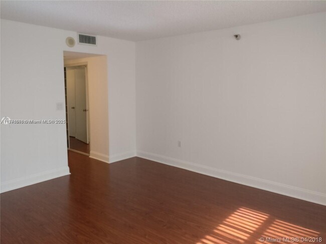 Foto del edificio - 20515 E Country Club Dr